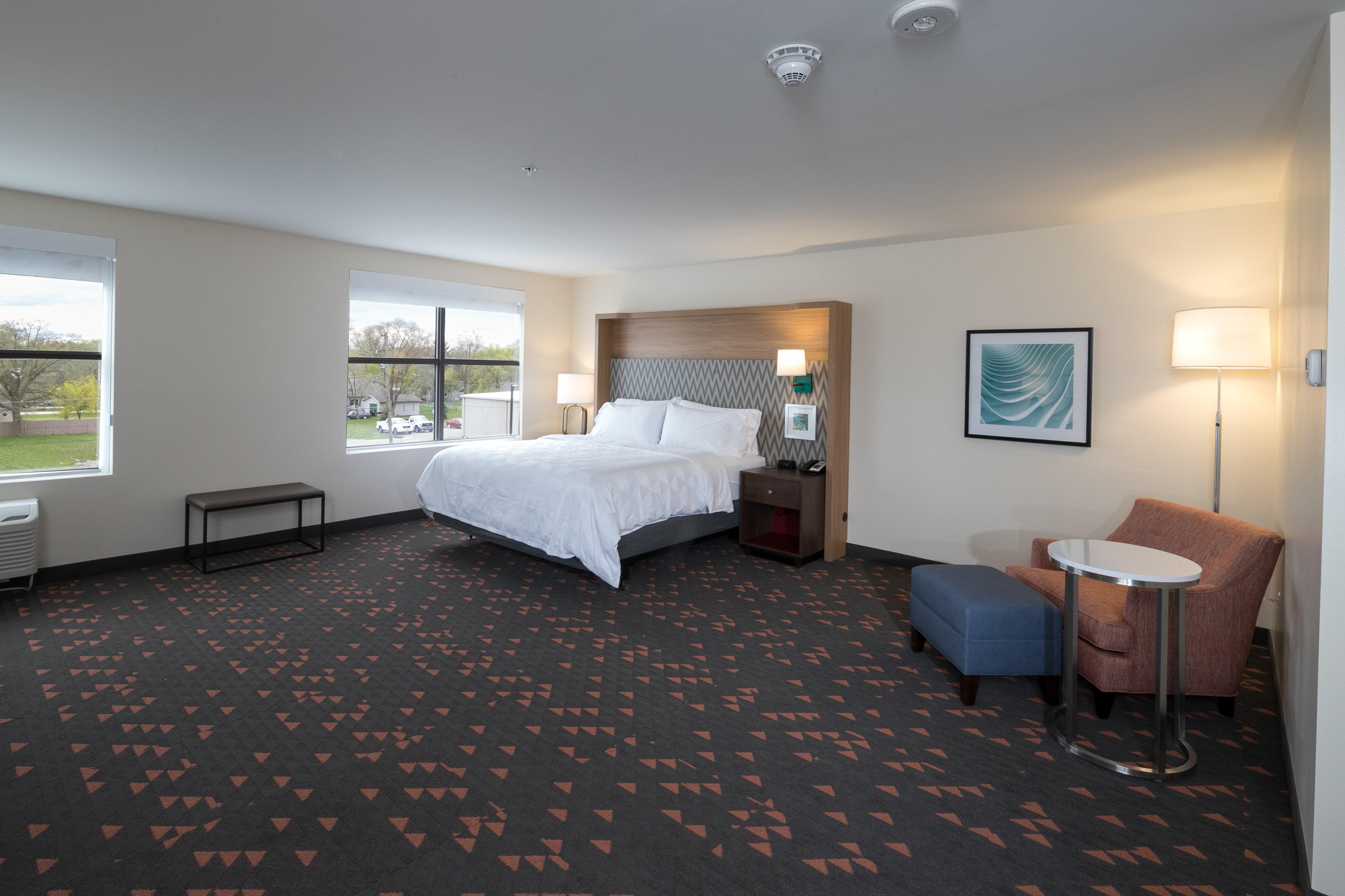 Holiday Inn Hotel & Suites - Mount Pleasant By Ihg Eksteriør bilde